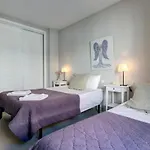Puerto Banus La Maestranza